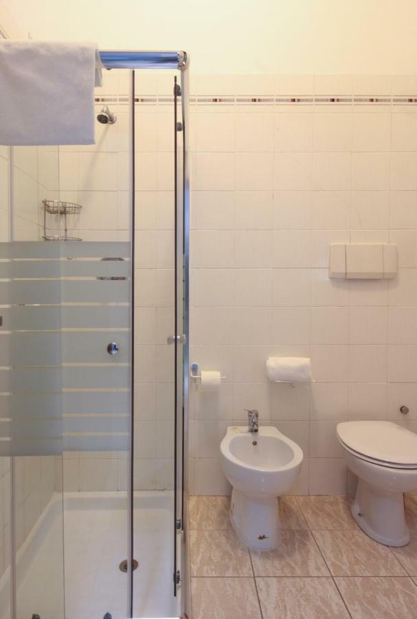 Hotel Rose&Crown Correggio Dış mekan fotoğraf