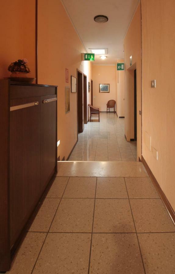 Hotel Rose&Crown Correggio Dış mekan fotoğraf