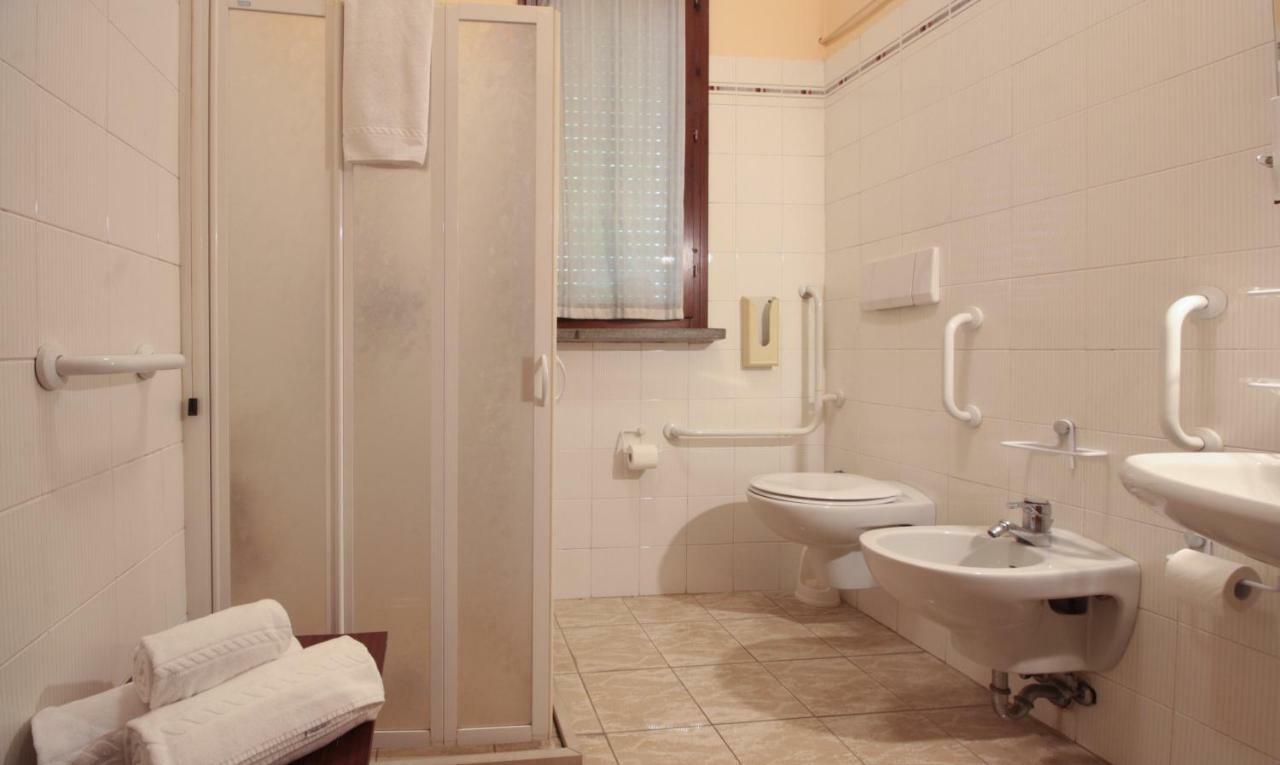 Hotel Rose&Crown Correggio Dış mekan fotoğraf